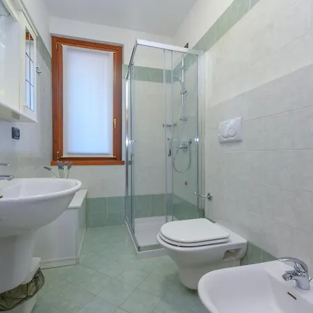 Apartment Rosa Flat By Garda *