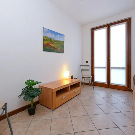 Apartment Rosa Flat By Garda